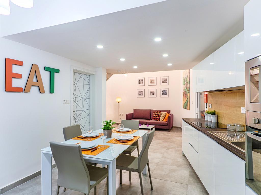 מליאהה Designer Finished Maisonette With Pool מראה חיצוני תמונה
